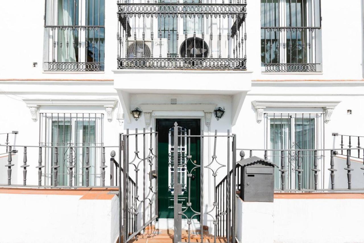 Loft En Primera Linea Del Paseo Maritimo มาลากา ภายนอก รูปภาพ