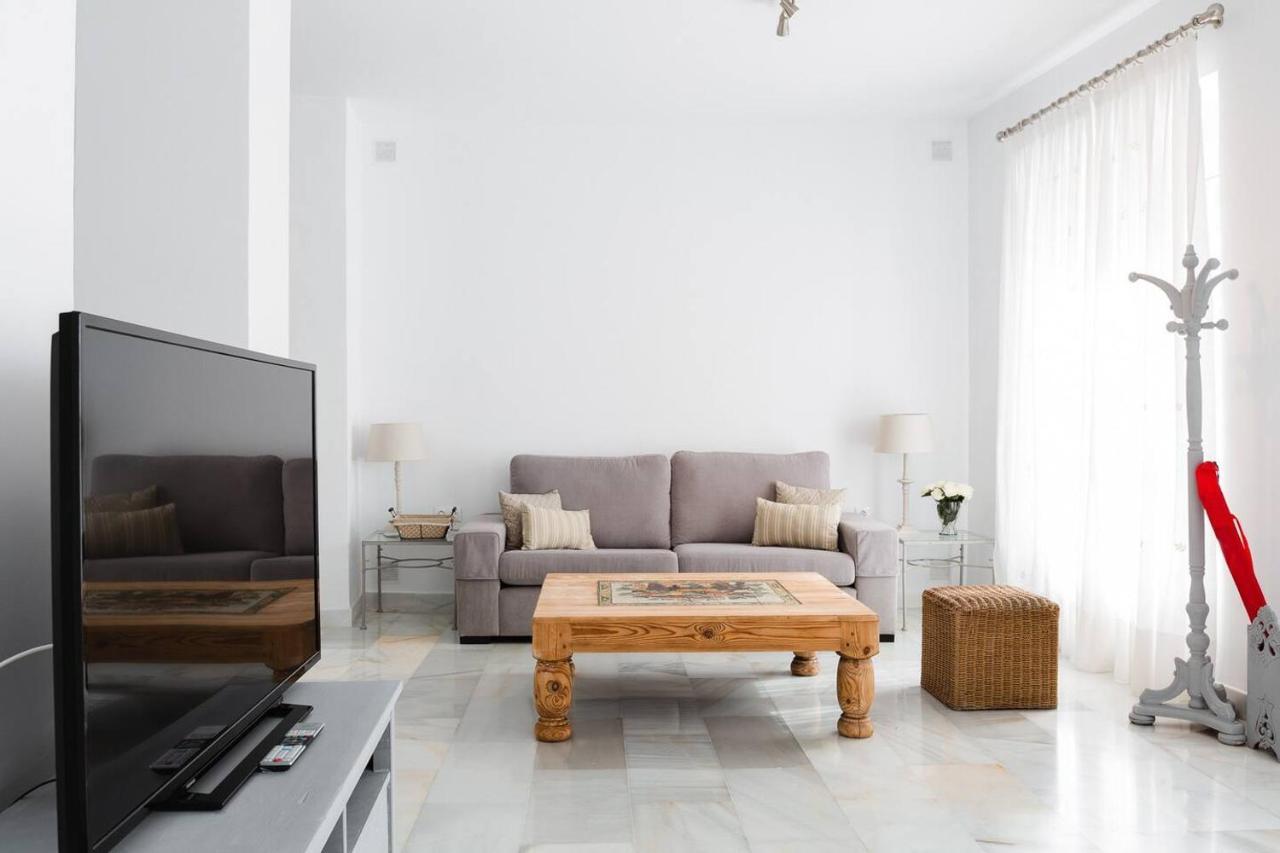 Loft En Primera Linea Del Paseo Maritimo มาลากา ภายนอก รูปภาพ