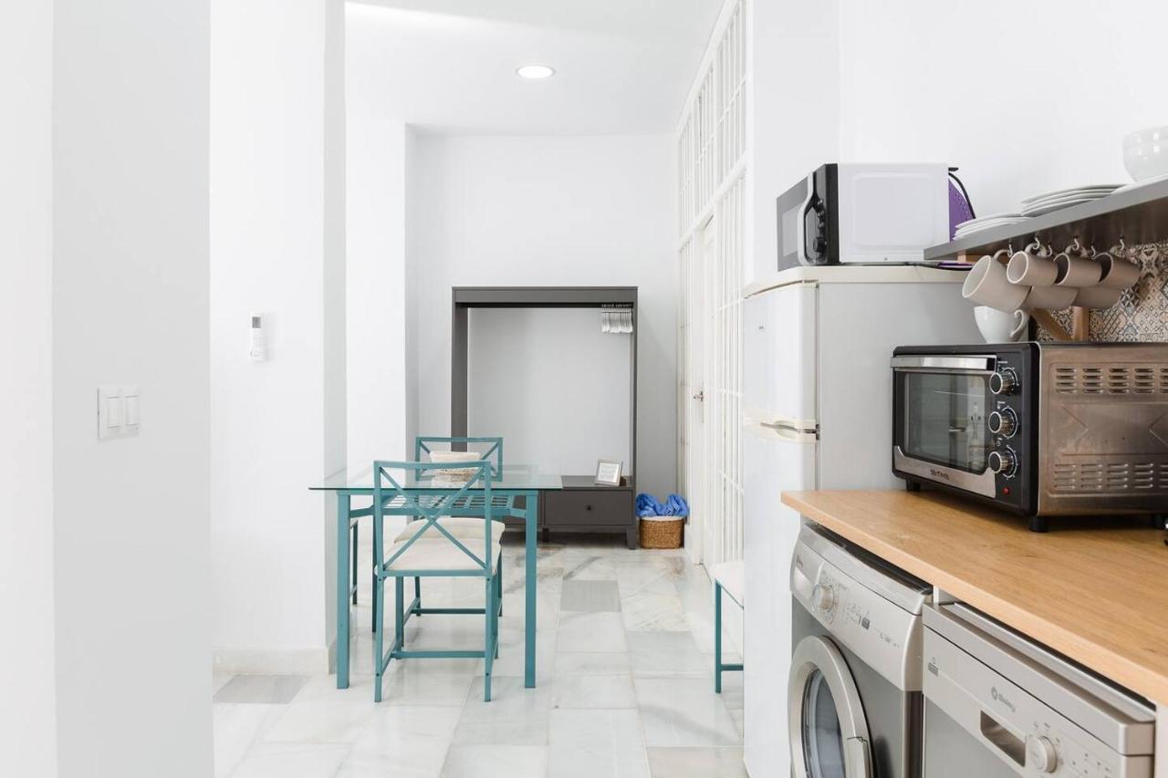 Loft En Primera Linea Del Paseo Maritimo มาลากา ภายนอก รูปภาพ