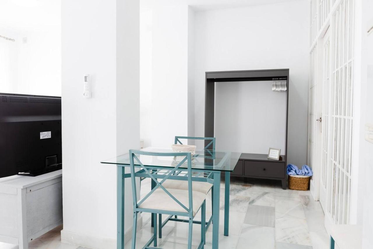 Loft En Primera Linea Del Paseo Maritimo มาลากา ภายนอก รูปภาพ